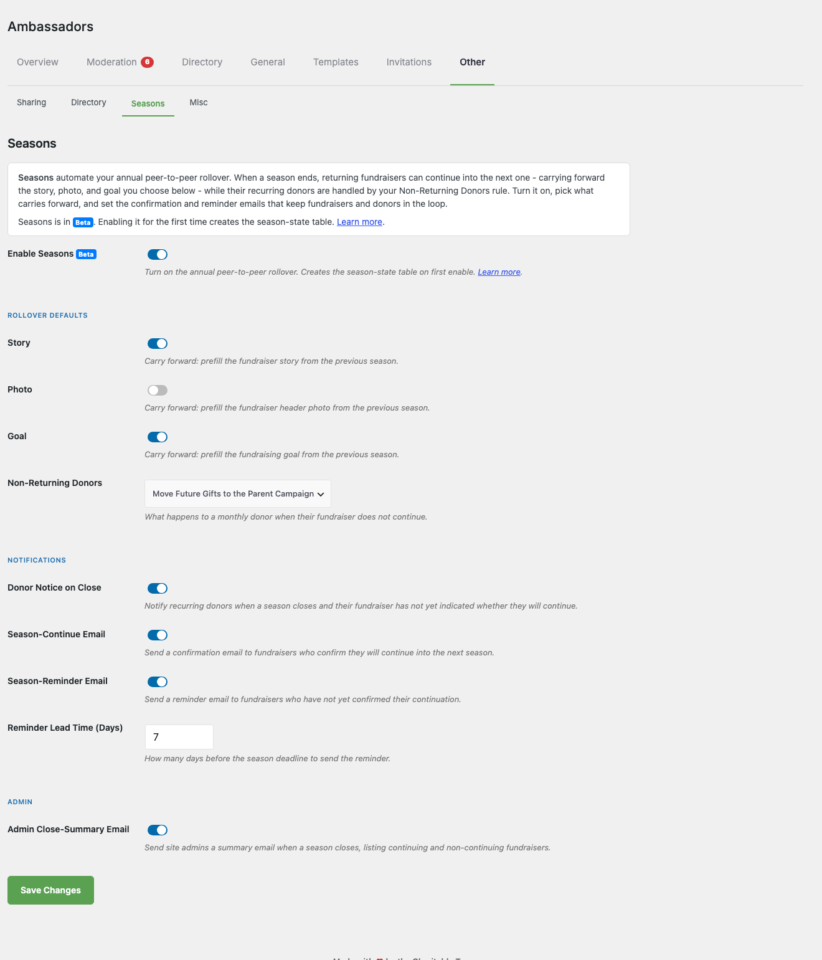 01-configuración-completa | Charitable Página de configuración de Embajadores que muestra la pestaña Temporadas con interruptores para Habilitar temporadas, Historia, Foto, Meta, Donantes no recurrentes y varias notificaciones; botón Guardar cambios en la parte inferior.