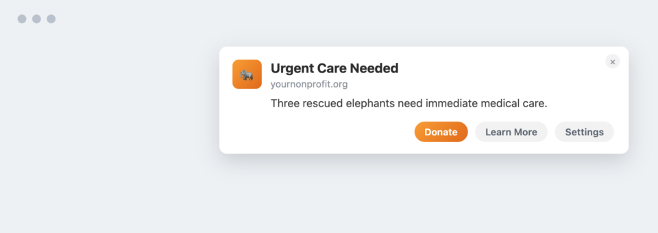 Tipp 14: Personalisierung | Wohltätig Popup-Karte mit dem Titel „Dringend Hilfe benötigt“ von yournonprofit.org, die Spenden zur Unterstützung von drei geretteten Elefanten erbittet; enthält Buttons für Spenden, Mehr erfahren und Einstellungen.