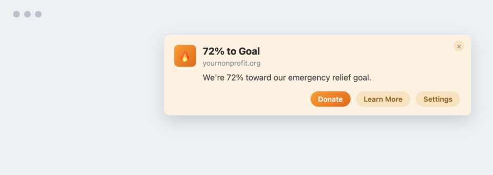 tipp-6-live-momentum | Charitable Fortschrittskarte: 72 % des Ziels für Nothilfe mit Flammen-Symbol und Buttons Spenden, Mehr erfahren, Einstellungen in einem beigen Feld.